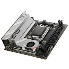 MSI MPG B650I EDGE WIFI DDR5 HDMI M.2 USB 3.2 LAN WİFİ MITX AM5